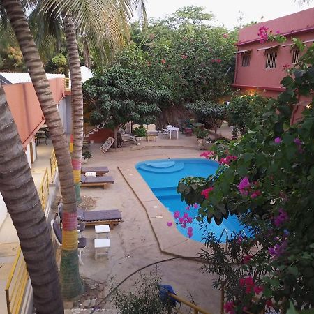 Guesthouse Dalal ak Jàmm M'Bour Bagian luar foto